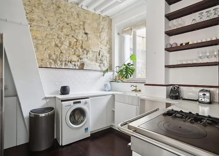 Saint Germain & Buci - 2br - Cityapartmentstay